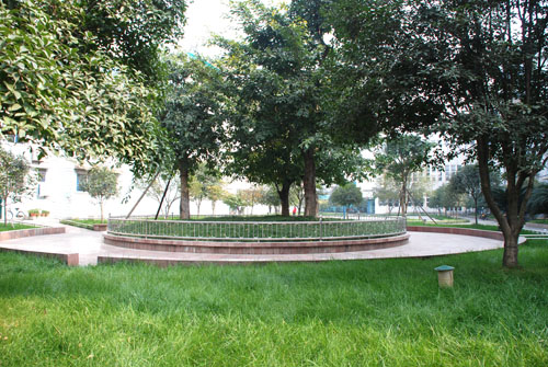 ���ƣ�����������Ƭ
��飺����������Ƭ
�����8423