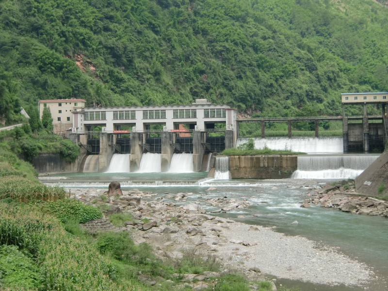 ���ƣ�ͬ��һ��ˮ
��飺ͬ��һ��ˮ
�����15887