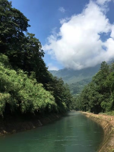 名称:渠道风景
简介:渠道风景
点击:4511