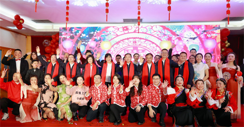 名称:2023年茶话会
简介:2023年茶话会
点击:4180